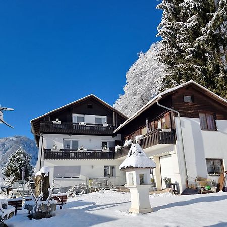 Ferienhaus Burgblick Treffen Kültér fotó