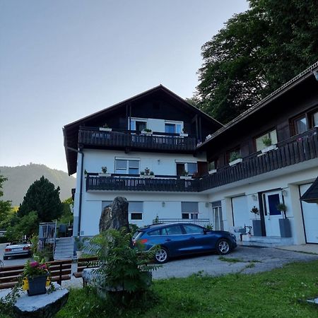 Ferienhaus Burgblick Treffen Kültér fotó