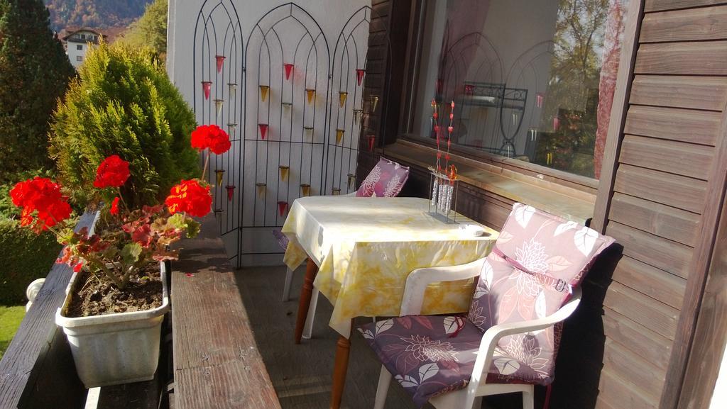 Ferienhaus Burgblick Treffen Szoba fotó